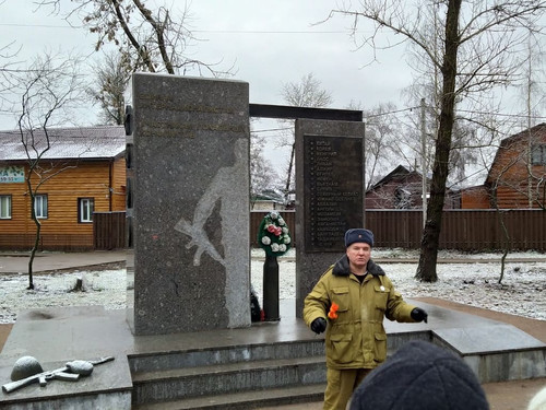 митинг в Тихвине